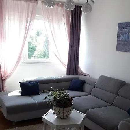Apartment Apartament -ankica-
